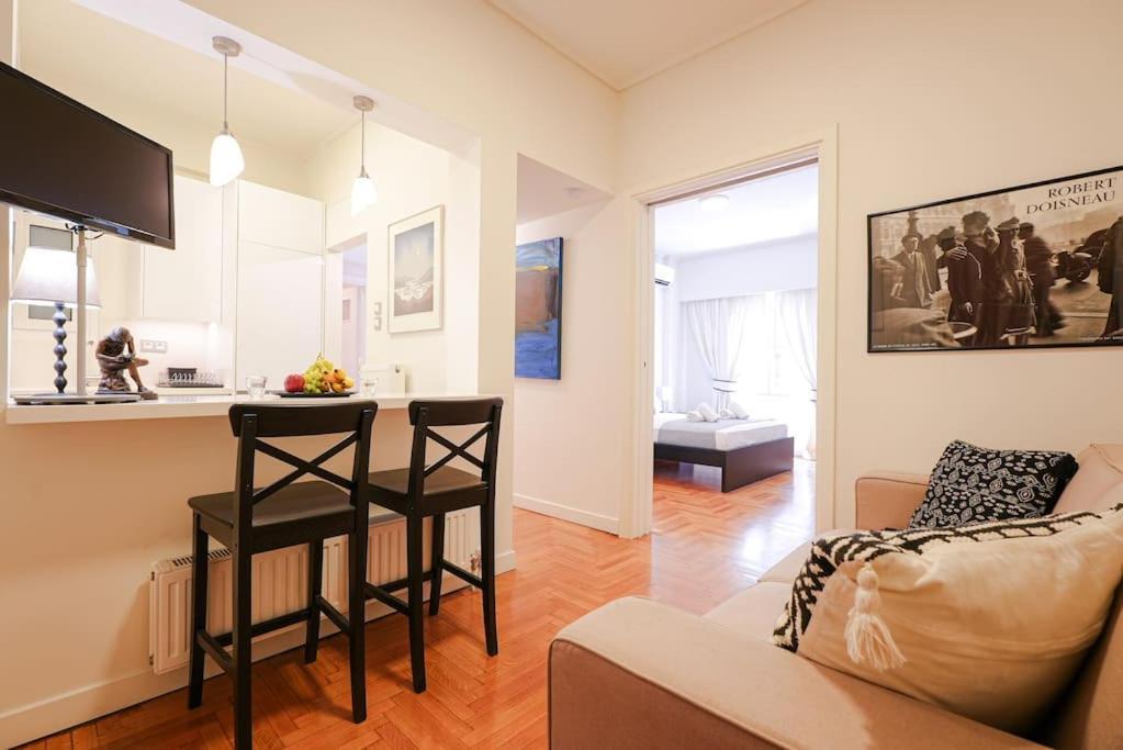 Syntagma Square, 60Sqm Dream Suite アテネ エクステリア 写真