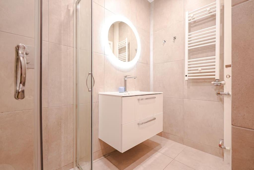 Syntagma Square, 60Sqm Dream Suite アテネ エクステリア 写真